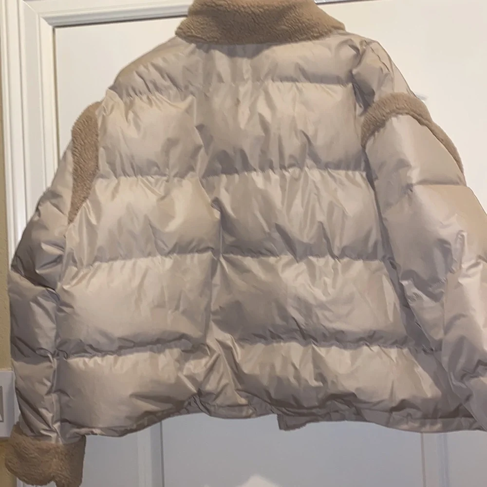 ASOS DESIGN Curve sherpa paneled puffer jacket - Picture 6 of 9